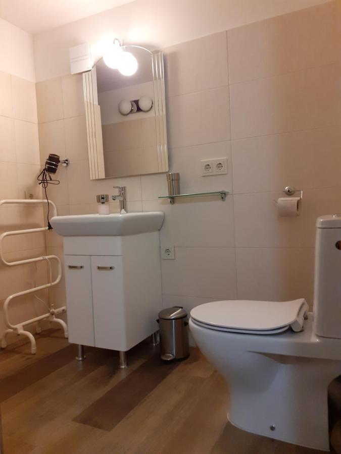 Old Town Apartment With A Separate Entrance Kaunas Luaran gambar